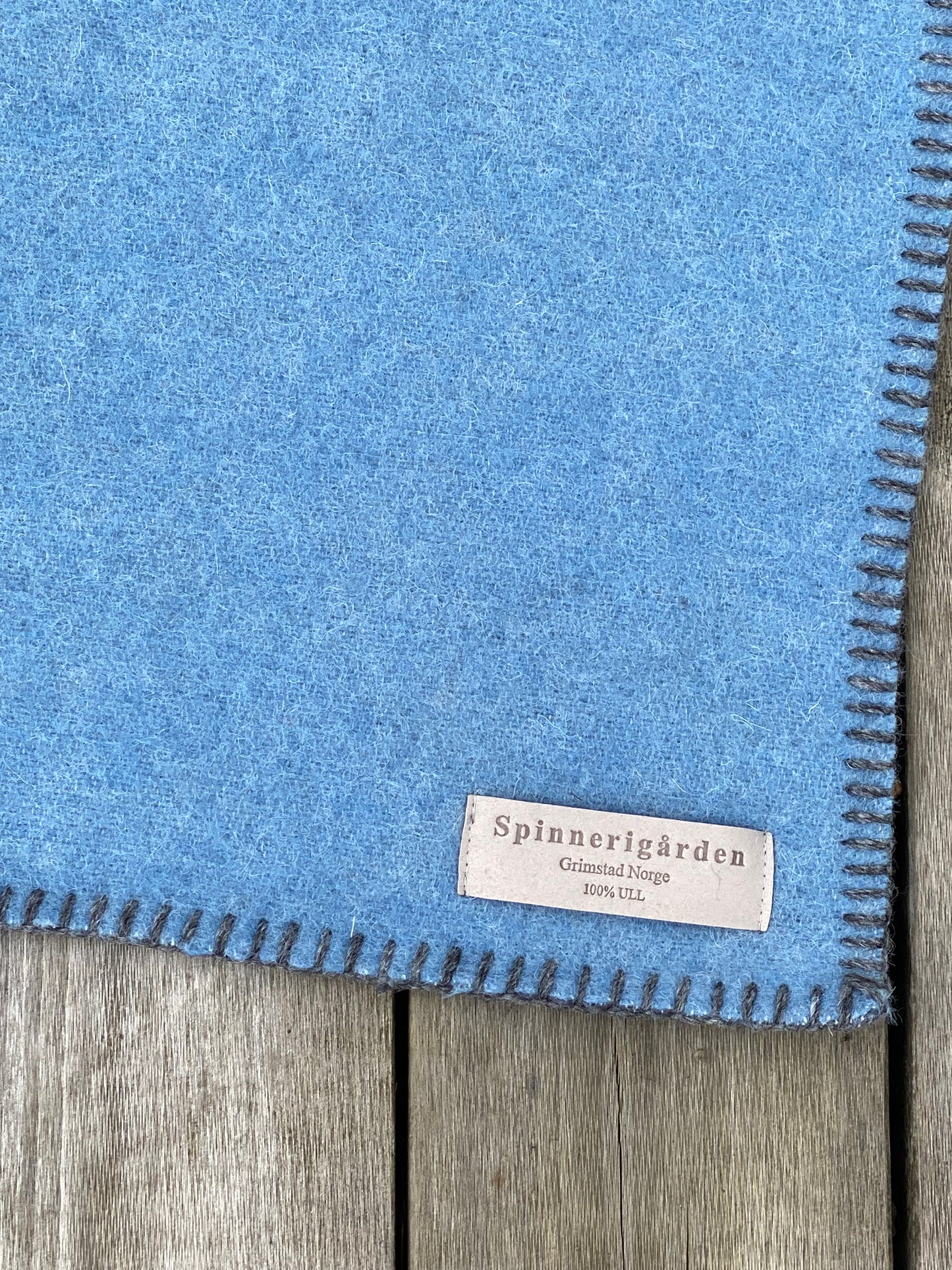 Sitteunderlag i 100% lamull fra Spinnerigården