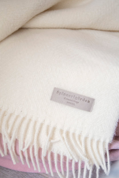 Personlige ullpledd fra Spinnerigården